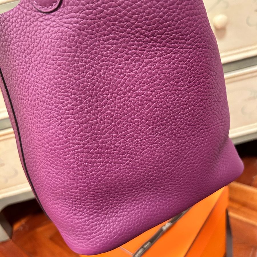 Hermes p18-7