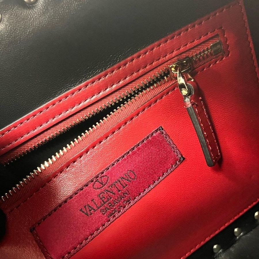 Valentino Rockstud spike bag-4