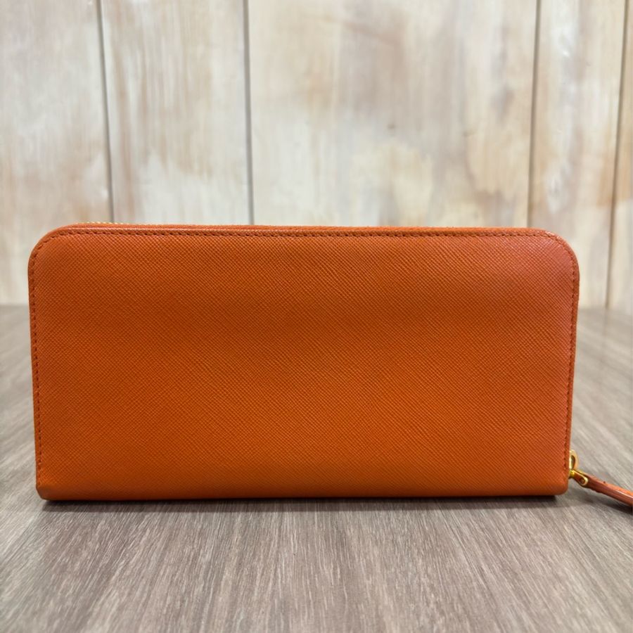 PRADA 1M0506 橘 防刮 牛皮 拉鍊 零錢 票夾 信用卡 長夾 皮夾 發財 夾-2