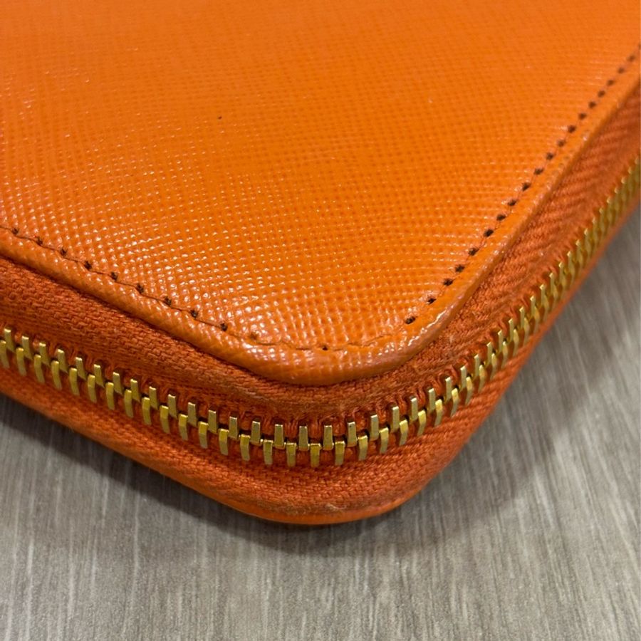 PRADA 1M0506 橘 防刮 牛皮 拉鍊 零錢 票夾 信用卡 長夾 皮夾 發財 夾-10