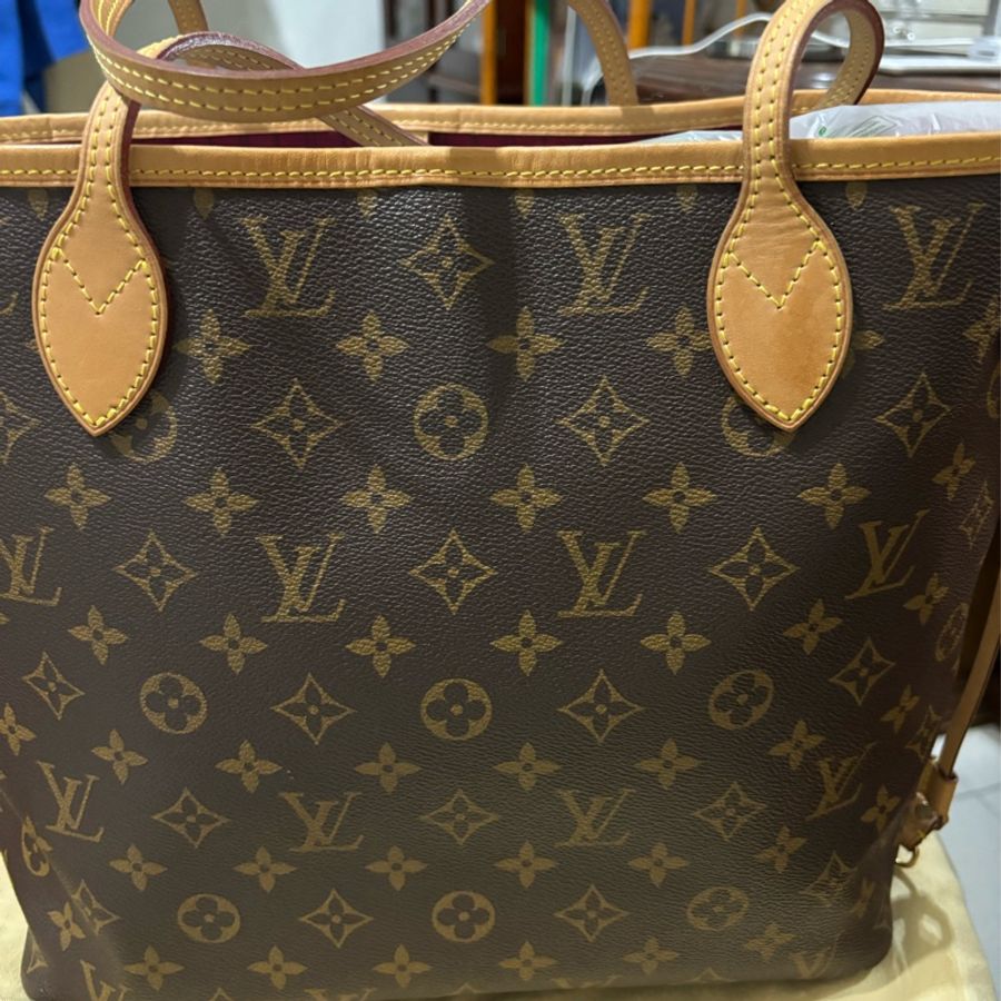 Louis Vuitton Neverfull MM-26