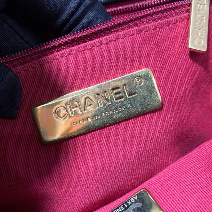 Chanel 19 Bag 黑色羊皮中號-8