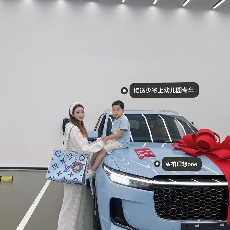 LV 路易威登19ss 夏威夷 藍色海島2 限定系列 on the go 手提包 托特包 購物包 購物袋 肩背包 海灘包-24