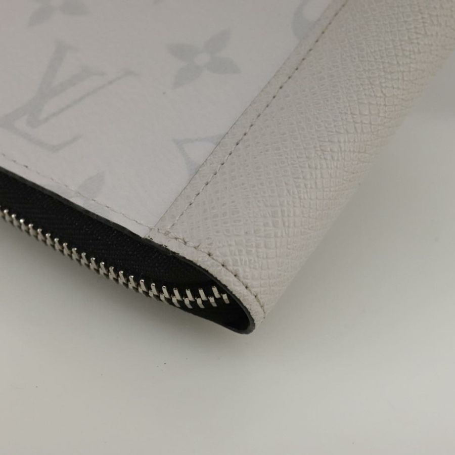 【日本直送】路易威登 Taigalama Zippy 垂直錢包 白色 M30446 LV Auth am7452-15