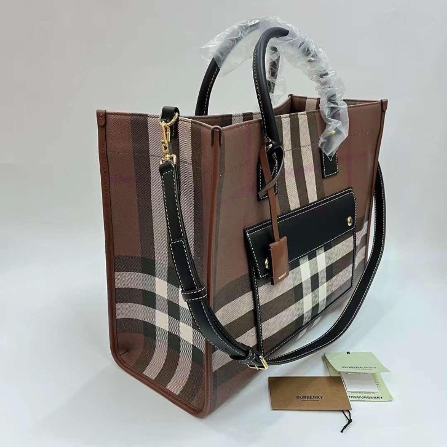 Burberry Freya handbag-1