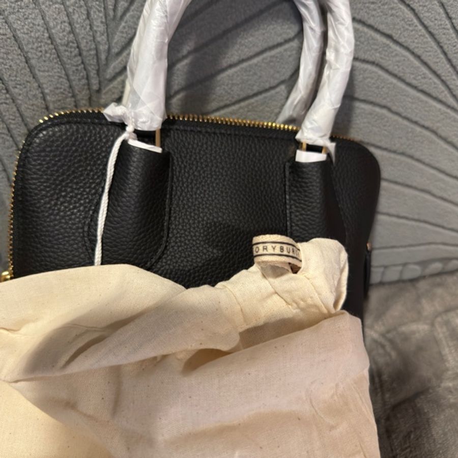限時優惠活動歐洲品牌品質進口全新未拆附防塵袋TORY BURCH 專櫃經典款 SWING系列防刮荔枝紋牛皮拉鍊手提/斜背包-迷你款-13