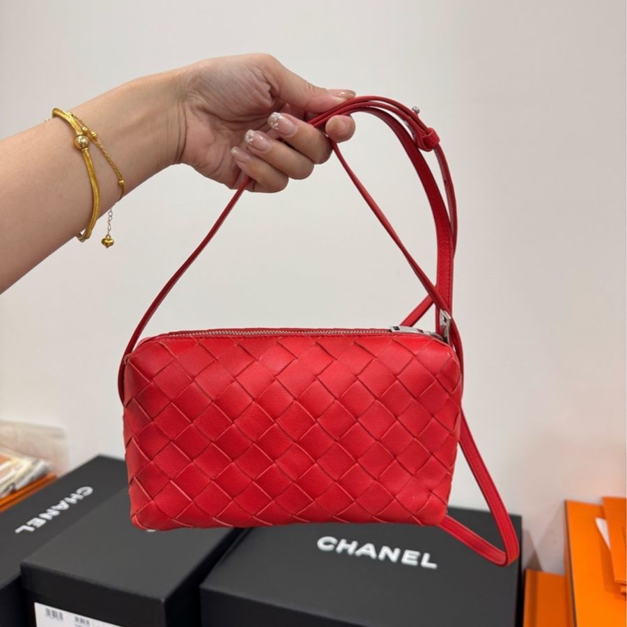 BOTTEGA VENETA BV Nappa Mini 紅 編織 小廢包 斜背包 肩背包 側背包-14