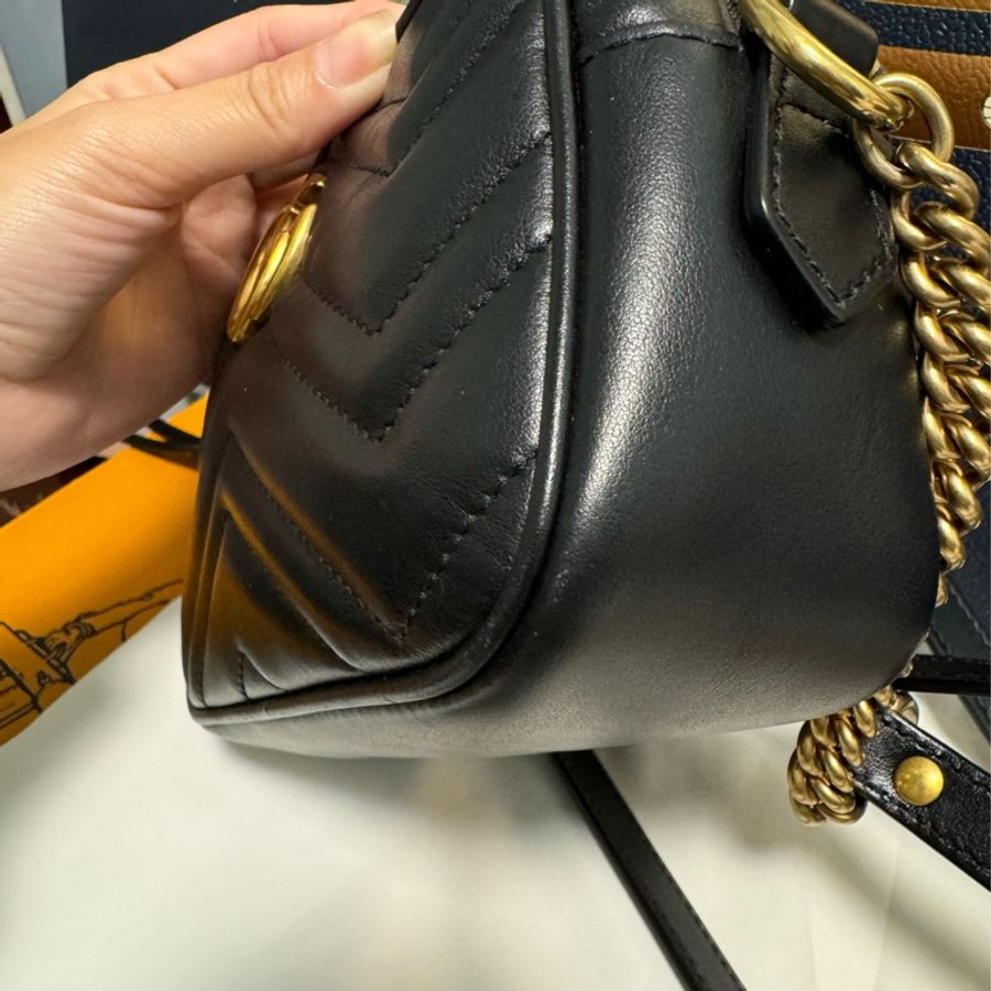 🌟八五新🆙🌟 GUCCI 古馳 GG Marmont系列仿舊金色雙G LOGO 山字車紋拉鍊肩背包-2