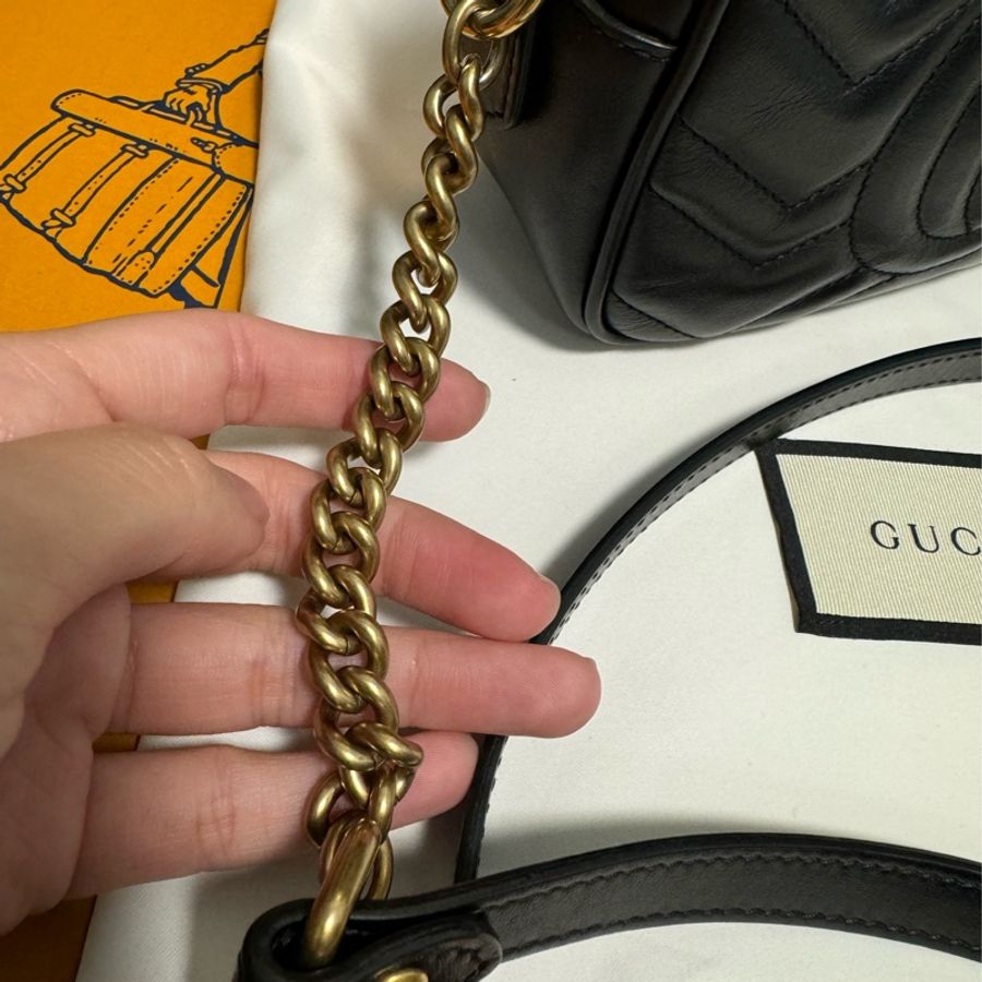 🌟八五新🆙🌟 GUCCI 古馳 GG Marmont系列仿舊金色雙G LOGO 山字車紋拉鍊肩背包-21