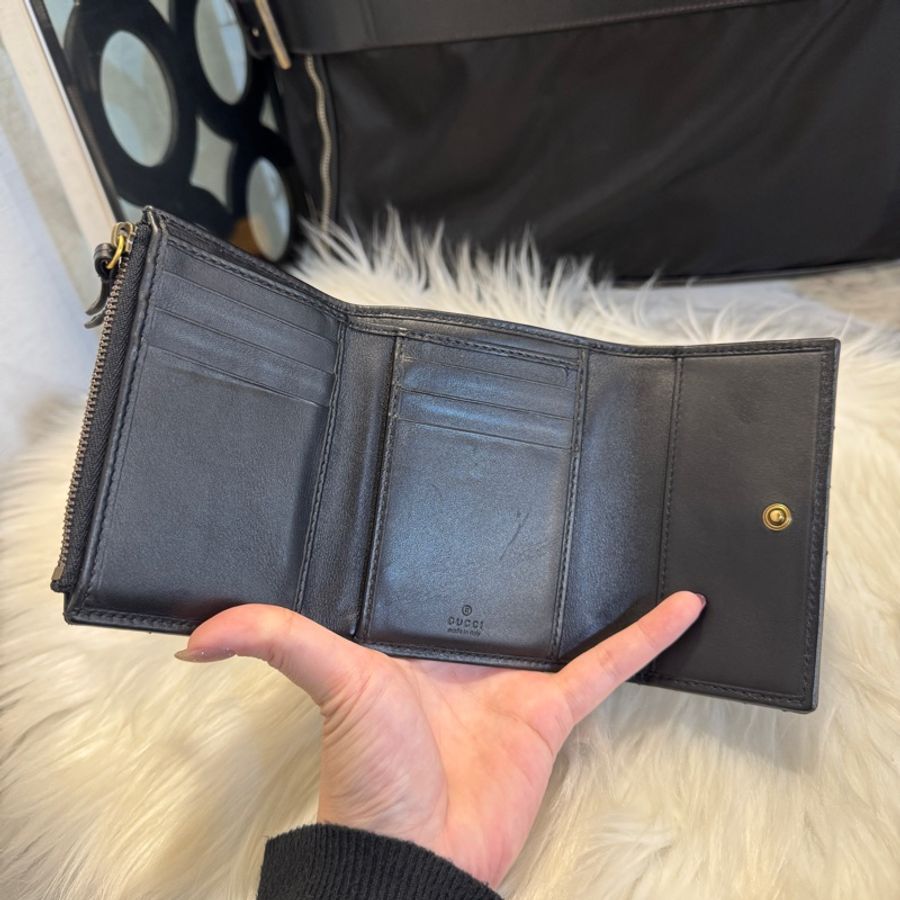 Gucci Marmont 黑牛皮三折短夾-6