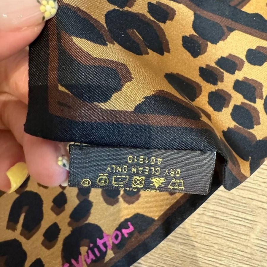 Louis Vuitton lv Twilly Silk Leopard 絲巾 髮帶 綁帶 頭飾 髮箍-10