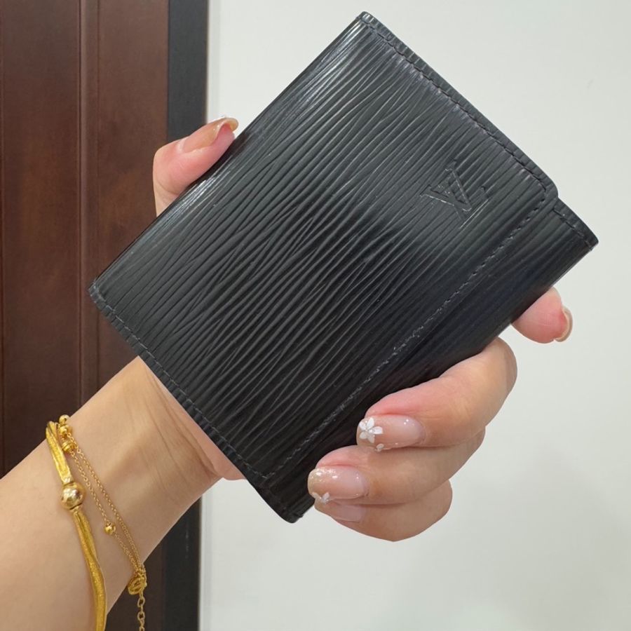 LV 路易威登 ENVELOPPE CARTE EPC 黑色 水波紋 信用卡卡夾 名片夾 卡夾 卡包 皮夾 短夾-1