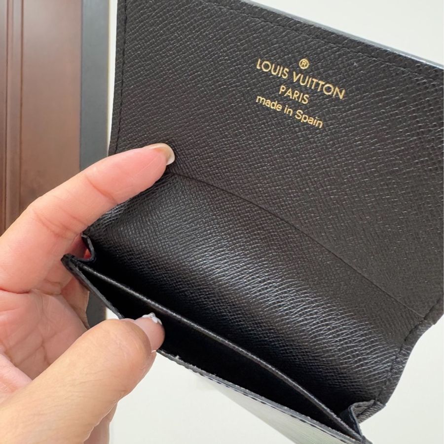 LV 路易威登 ENVELOPPE CARTE EPC 黑色 水波紋 信用卡卡夾 名片夾 卡夾 卡包 皮夾 短夾-4