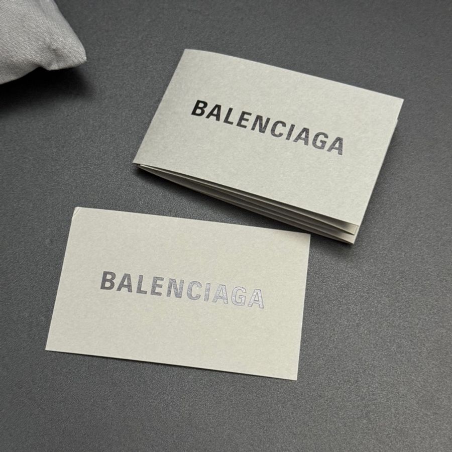 （全新品 專櫃抱出） Balenciaga 巴黎世家 鱷魚壓紋 小號短夾 皮夾 錢包-12