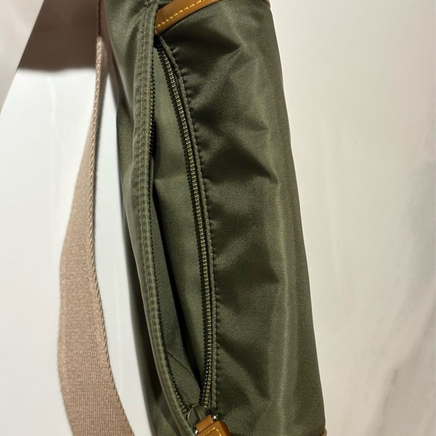 (9成新)Prada 尼龍x皮革 胸腰包-6