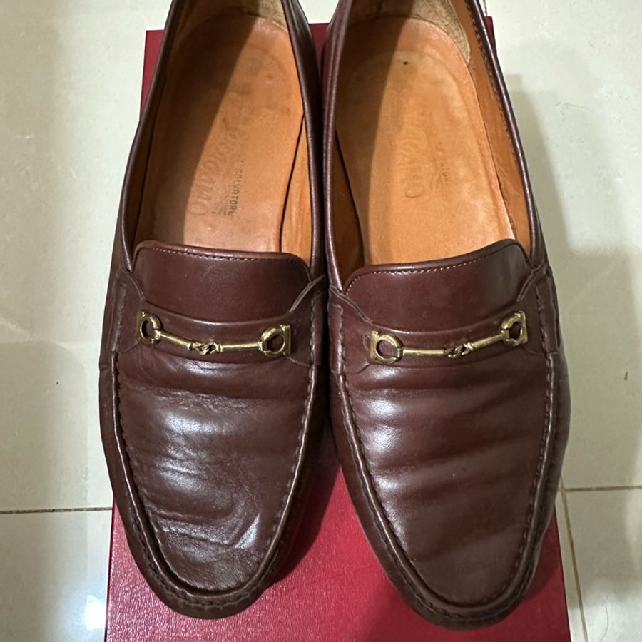 Salvatore Ferragamo 9又1/2 EE男鞋3500降至2900-0