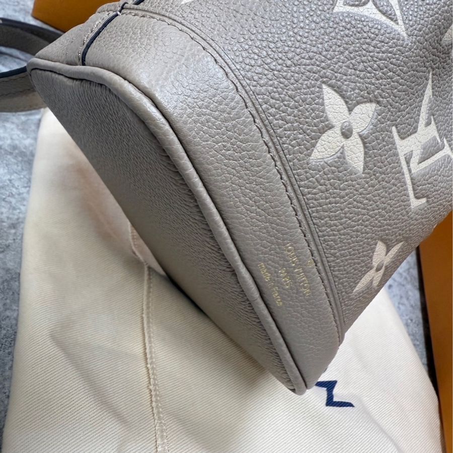 LV mini水桶包 2024微風購證 近全新-2