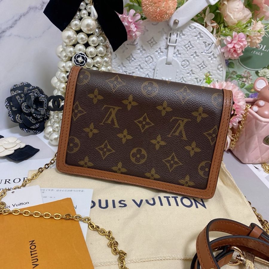 🔆 𝕃𝕠𝕦𝕚𝕤 𝕍𝕦𝕚𝕥𝕥𝕠𝕟 🔆 M68746 達芙妮woc 芯片款🏅-2