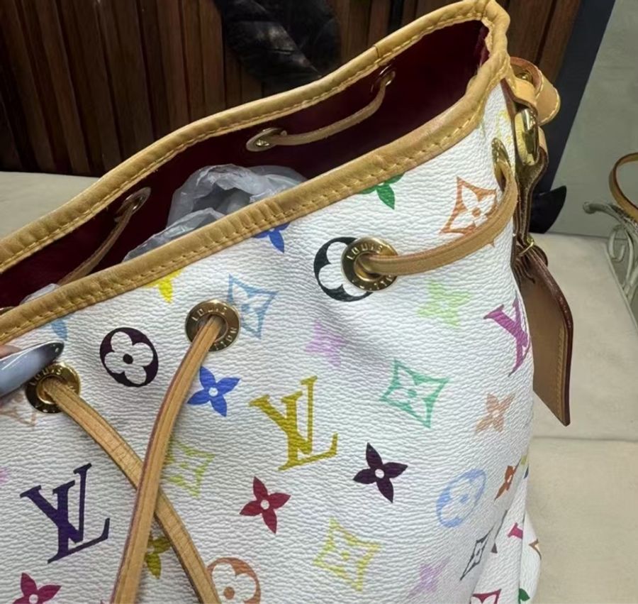 LV白三彩水桶 很新-1