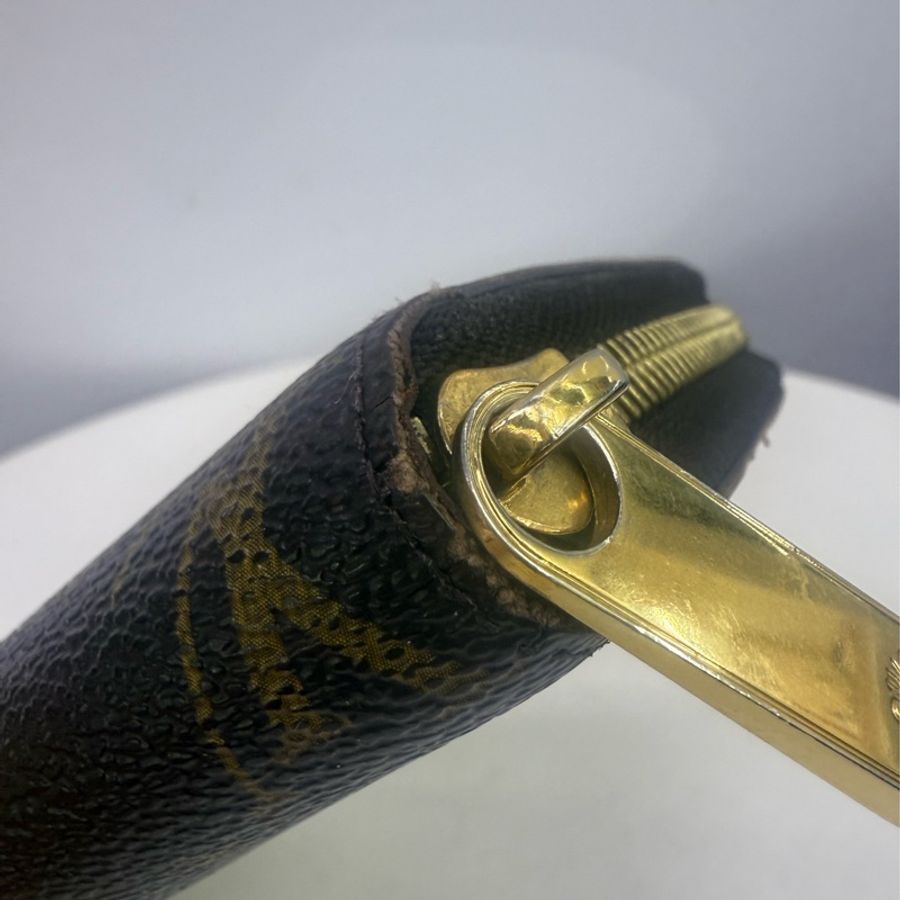 Louis Vuitton Zippy Long Wallet-7