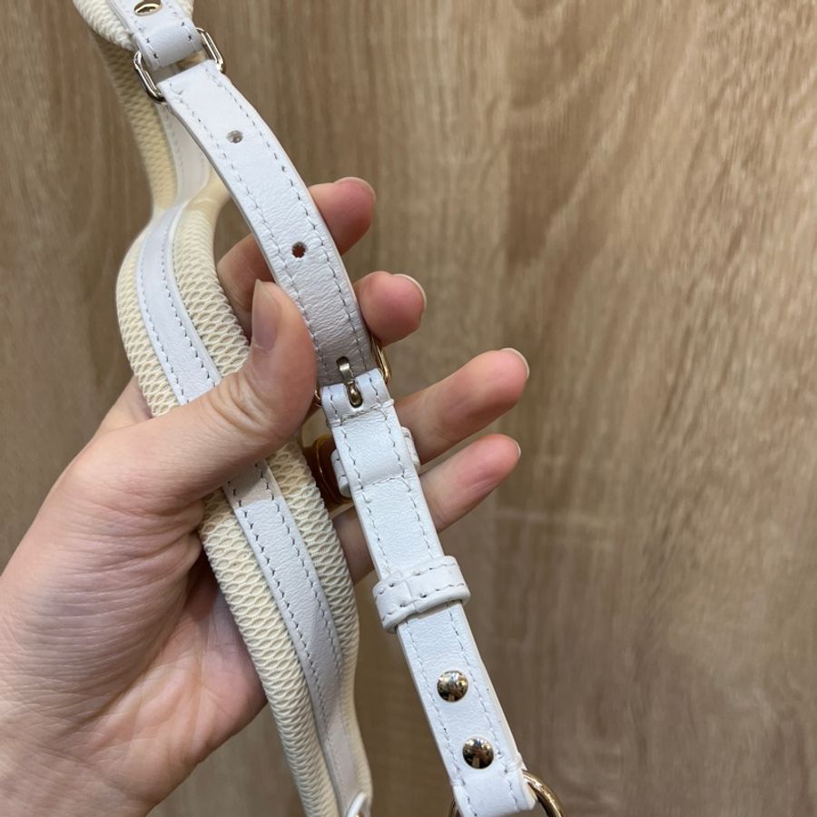 Dior Vibe系列深藍牛皮金釦一字拉斜背長型扁型包-12