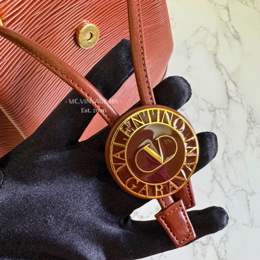 VALENTINO GARAVANI Bucket Bag 水波紋 琉璃金幣 水桶袋-21