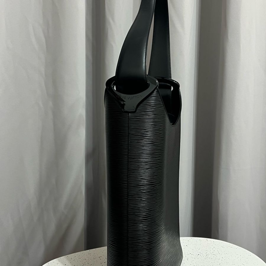 Louis Vuitton 水波紋 Hobo 水桶包-4