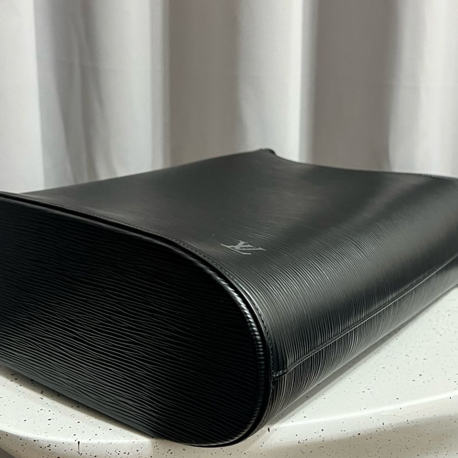 Louis Vuitton 水波紋 Hobo 水桶包-7