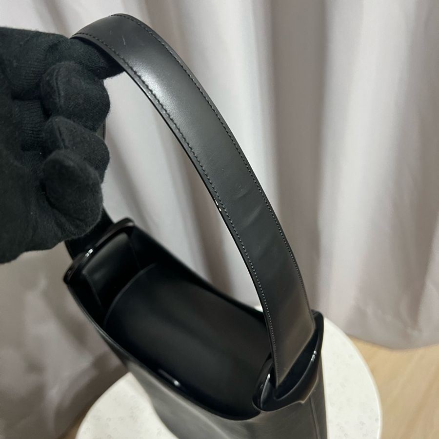 Louis Vuitton 水波紋 Hobo 水桶包-16