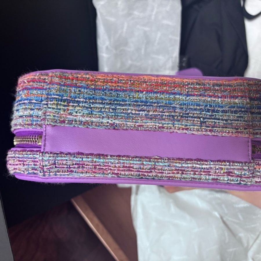 Chanel vanity case medium tweed purple/gold-7