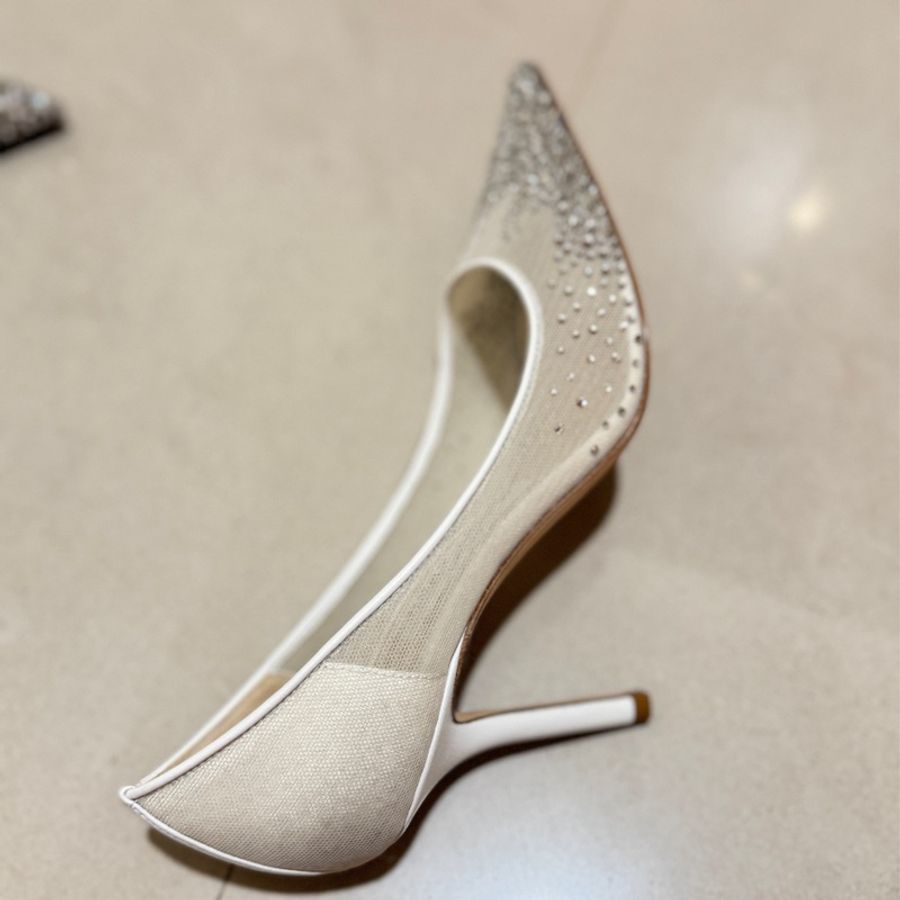 絕美婚鞋系列 只穿過一次 底部有磨損,其他幾近全新 尺寸34.5(適合34.5/35)-3
