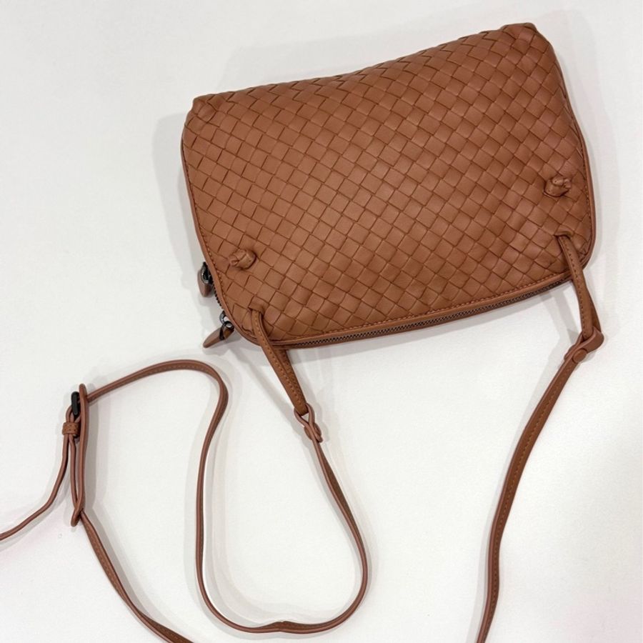 Bottega Veneta BV Nodini 粉 貝殼包 肩背包 斜背包 側背包 手提包-11