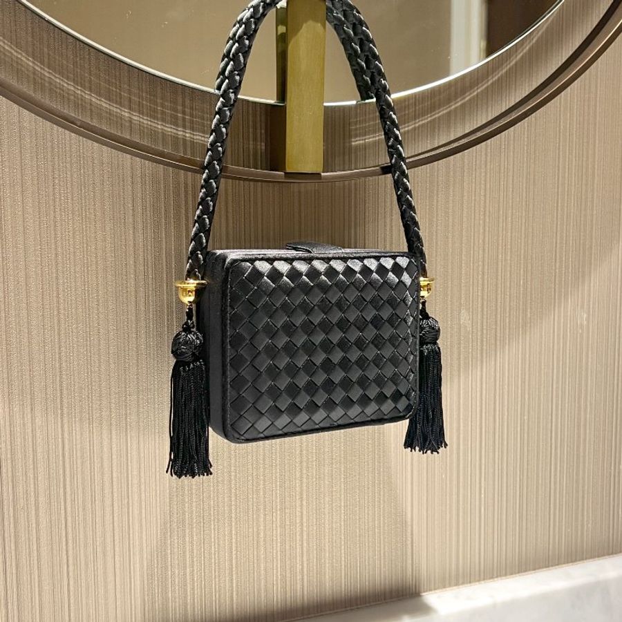 BV罕有絕版菱格流蘇手提包 附原裝鏡子 日本中古二手vintage-6