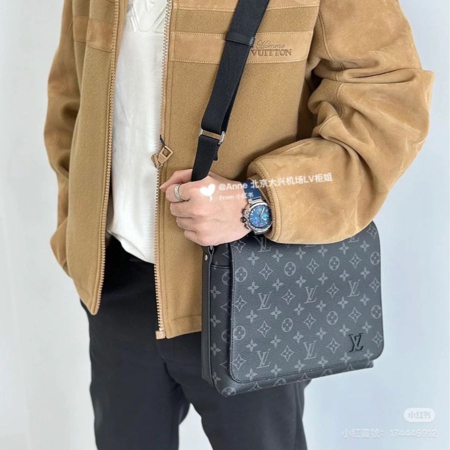 超便宜🌟 #LV #黑武士 #芯片款 #district #郵差包 PM M46255-5