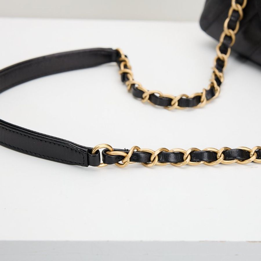 Chanel Coco Handle 28黑金/小牛皮蜥蜴手柄-30