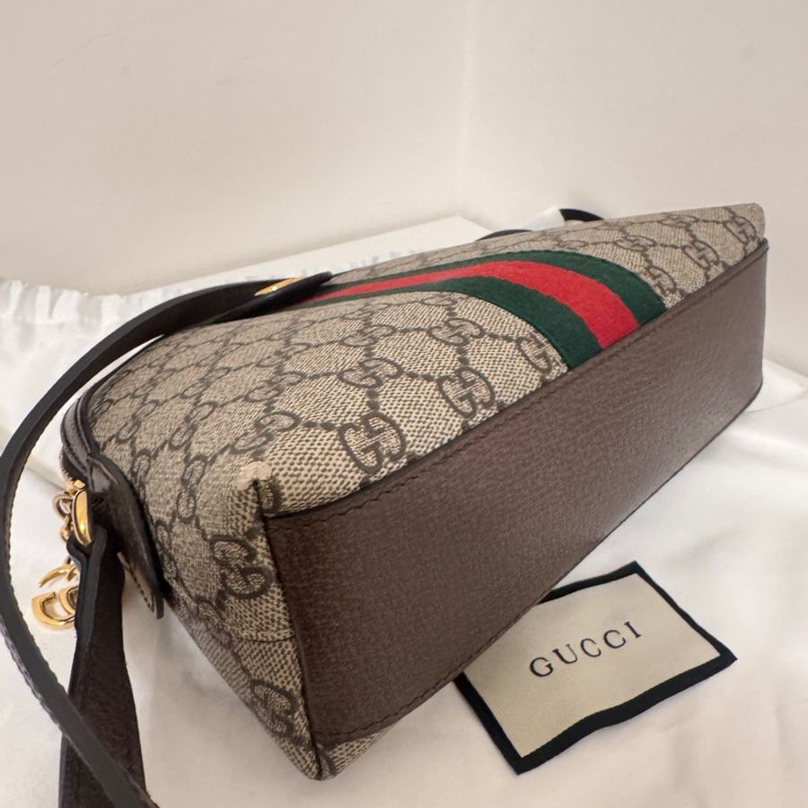 GUCCI Ophidia GG 貝殼包-20