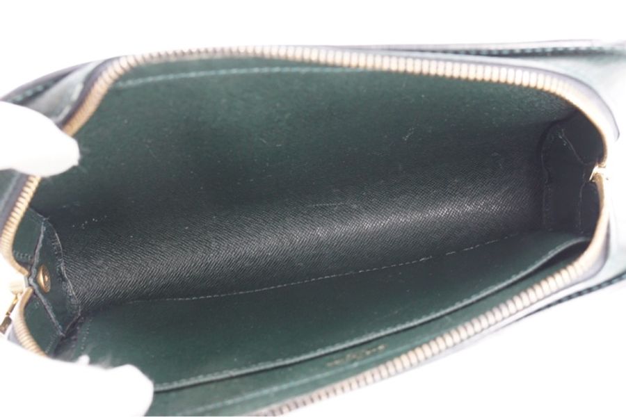 LOUIS VUITTON 路易威登 LV M30184 墨綠色Taiga 牛皮 手拿包-7