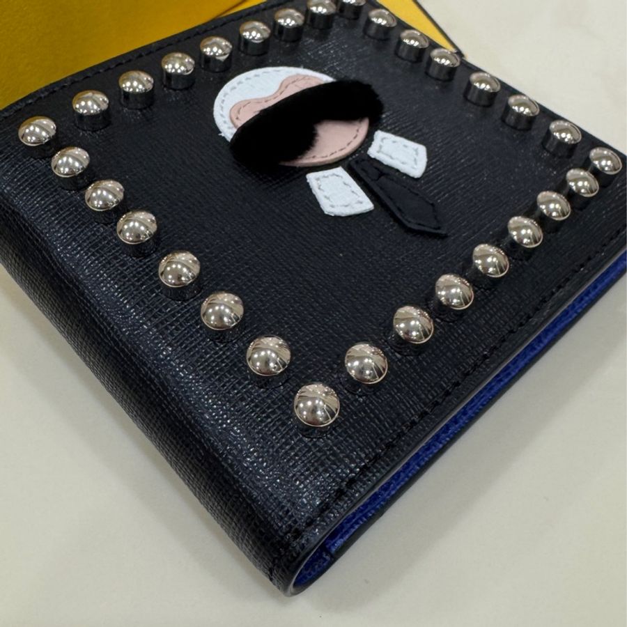 Fendi 老佛爺限量男士短夾 (全新閒置商品)-3