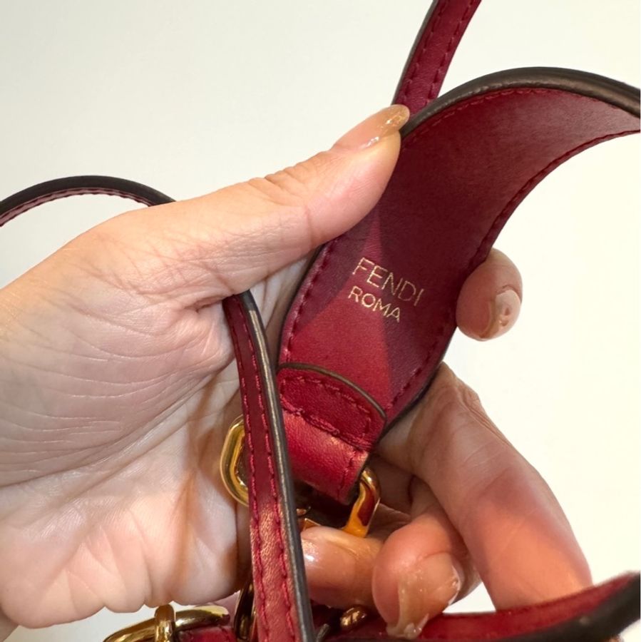 Fendi mon tresor mini 水桶包 红 金釦 蛇皮 愛心 手提包 斜背包 肩背包 側背包 迷你水桶包-13