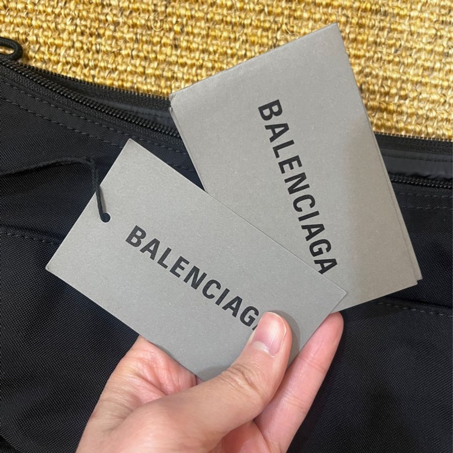 Balenciago肩背包-14