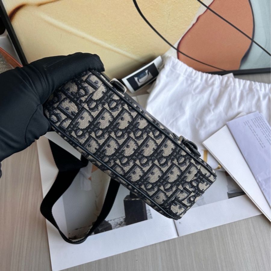 DIOR 經典老花拼皮 郵差包-5