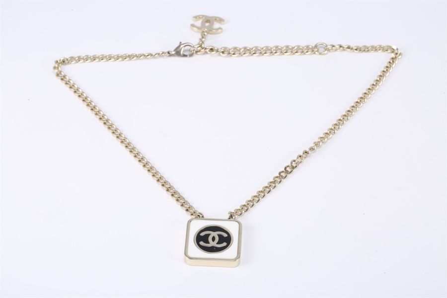 CHANEL(香奈兒) 23C 雙C 黑白琺瑯 項鏈 合金 項鏈-5