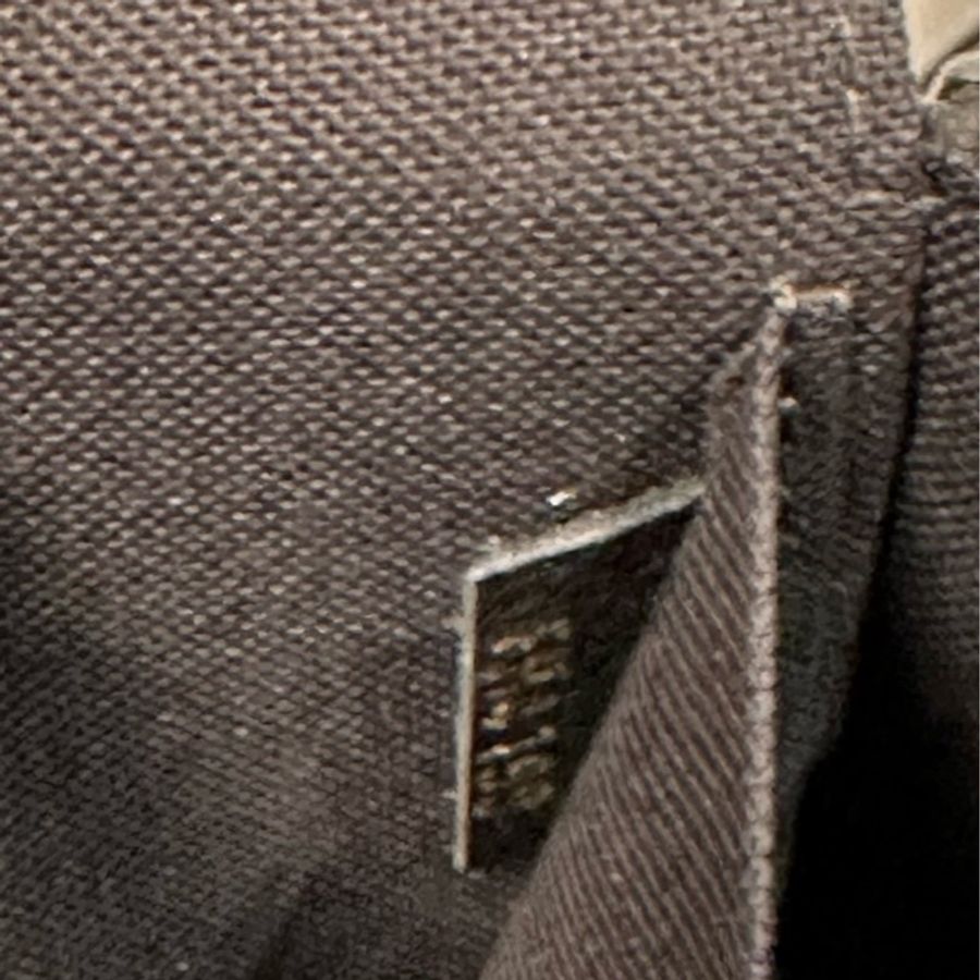 LV LOUIS VUITTON 中古復古古董 黑色牛皮 壓紋logo 三合一 鏈帶包 信封包-7