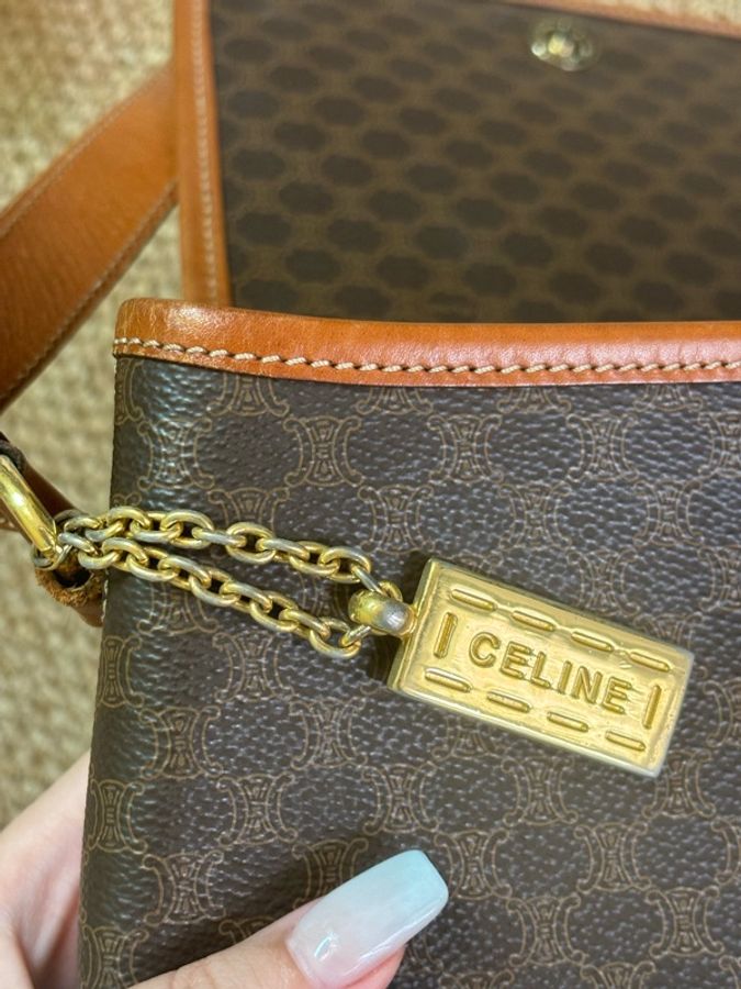 🏷️ Celine 凱旋門斜背包-14