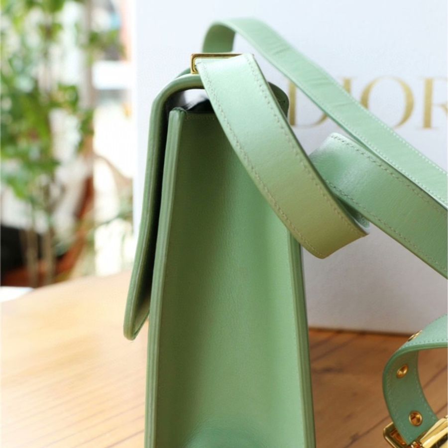 Dior Montaigne 30 bag 抹茶牛油果綠-2