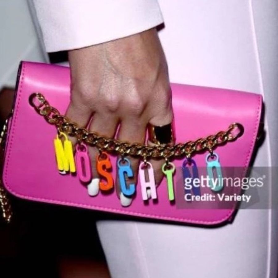 moschino WOC 桃紅 彩虹 斜背包 帶鏈包 肩背包 鏈條包 手拿包-2
