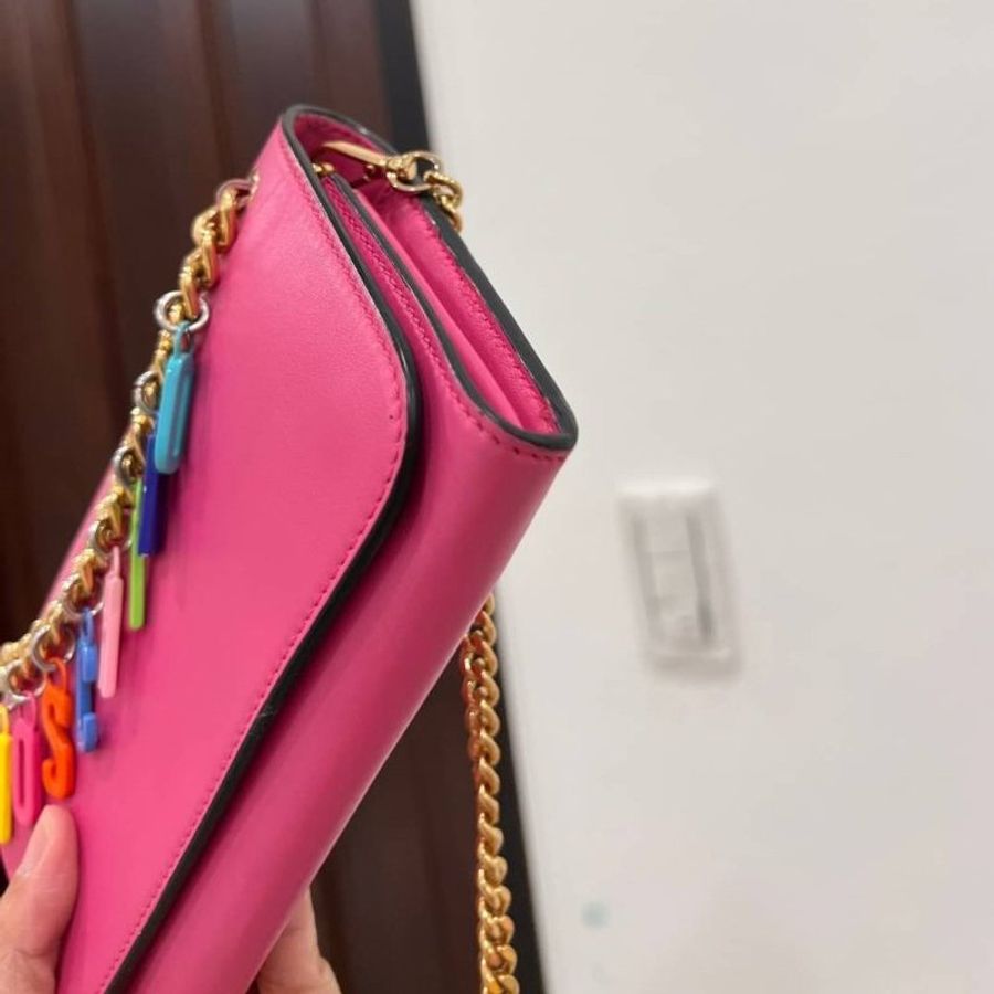 moschino WOC 桃紅 彩虹 斜背包 帶鏈包 肩背包 鏈條包 手拿包-10