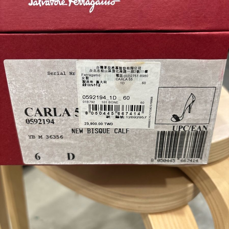 salvatore ferragamo百貨公司購入 經典裸粉色 跟鞋-10