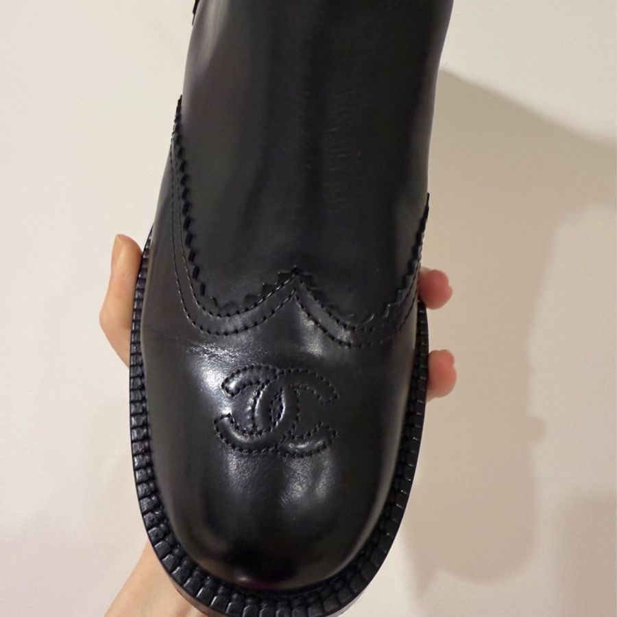 Chanel*牛皮編織簍空造型*中筒靴-6