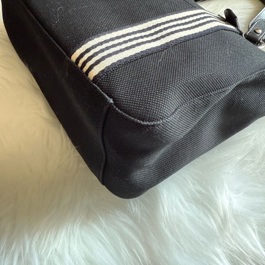 Burberry 近全新手提托特包-5